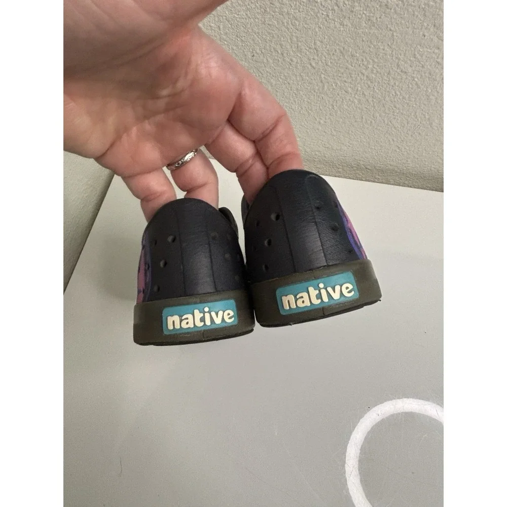 Native Jefferson Black Purple Pink Graphic Boys 2 J2 Slip-on Water Outdoors Shoe